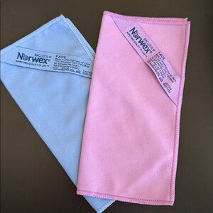 Norwex  Face Makeup Cloth Set of 2